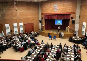 Éxito de partipación en la Cena Solidaria del Vendrell