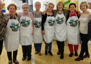 La delegación comarcal de Picanya de Manos Unidas Valencia celebra una merienda solidaria. 