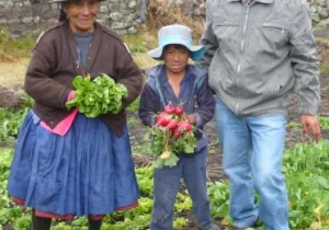 Familia agricultora del Perú