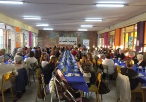 Más de 140 personas asistieron a la Merienda Solidaria
