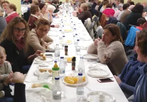 Cena del Hambre en la delegación comarcal de Manos Unidas de Alfara del Patriarca. .