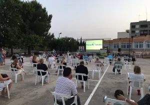 La comarcal de Canals ha reunido a más 70 personas para su cena de hermandad. 