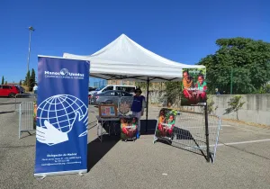 Voluntarios de Manos Unidas Madrid en la Carrera de los Colores de Colmenar Viejo El Escorial 2025