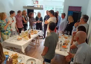 Cata de vinos en San Agustín de Guadalix a beneficio de Manos Unidas