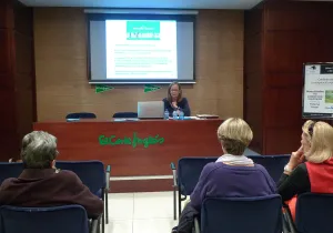 Conferencia Paloma Vogel