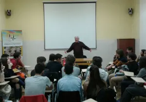 Charlas Mn. Josep Frigola en escuelas de Tarragona