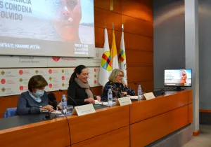 Manoli Nieto, trinitaria y misionera; Carmen Puerto, dirección de Palacio de Colomina CEU y Ana Ruiz Ruiz, delegada de Manos Unidas Valencia.