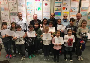 El gOvi entrega los premios del concurso de dibujo que da soporte a Manos Unidas
