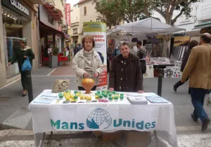Encendido de velas en Vendrell
