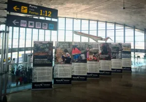 Exposición de Manos Unidas en el Aeropuerto de Manises, Valencia. 