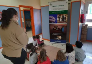 Exposición "Cuidemos el Planeta" en el CP Sierra Oeste de Sta. María de la Alameda (Madrid)
