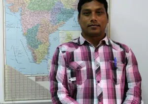 Father Manoj en su visita a Manos Unidas 
