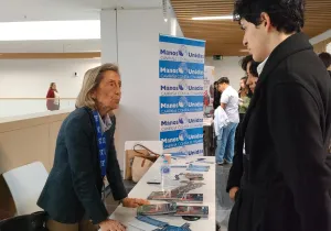 Estand de Manos Unidas Madrid en la Feria de Empleo MEET 2024 de ESIC