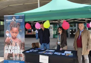 Estand de Manos Unidas Madrid en la Feria de Voluntariado de la UAM 2026