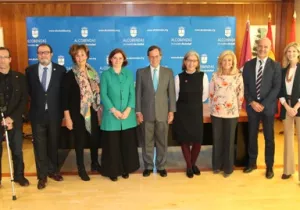 Firma de convenio de Ayto Alcobendas con Manos Unidas Madrid