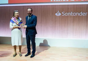 Entrega de fondos Banco Santader. Foto: Banco Santander