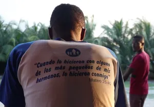 Trabajador de Nuestros Pequeños Hermanos, socio local de Manos Unidas en Haití. 