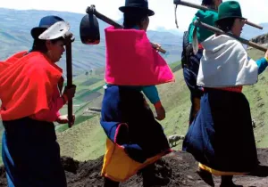 Revista Manos Unidas
