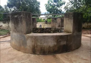 Tanque con capacidad de 50 mil litros para dar agua a un internado femenino. Manos Unidas Valencia