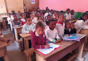Acceso a la educación primaria y secundaria en Belo Sur Mer. Fotos: Manos Unidas