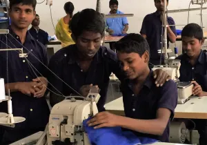 Rehabilitación y reinserción social para niños y niñas de la calle
