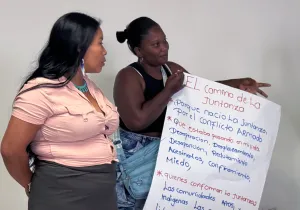 8M. Día de la Mujer. Las mujeres, claves para construir la paz pese a su exclusión de las negociaciones. Fotografía: Matt Olsson