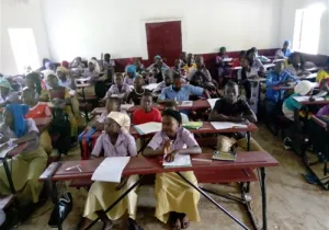 "Educación y acceso al agua para jóvenes sin recursos" en Moissala (Chad)
