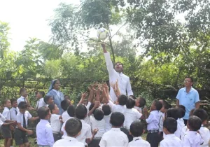 Equipamiento colegio