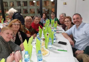 El Centro Cívico "El Passeig" acoge una Cena del Hambre