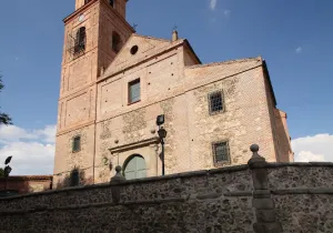 Iglesia de Santa María de la Antigua en Vicálvaro (Madrid)