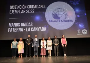 “Ciudadanos Ejemplares”: la Policía local de Paterna premia a la comarcal de Manos Unidas Valencia en Paterna 