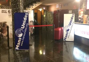 Proyección de película a favor de Manos Unidas