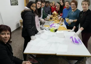 Cena del hambre en la delegación comarcal de Requena de Manos Unidas Valencia.