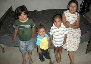 Una de las familias beneficiarias del proyecto de mejora del hábitat