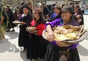 Mujeres indígenes Saraguro.
