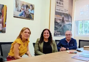 El Ayuntamiento de Murcia visita la sede de Manos Unidas para conocer la Memoria 2023