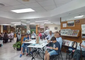 Cena solidaria de Mans Unides Gelida