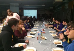 Cena solidaria en la parroquia Sant Joan de Reus