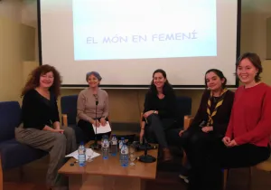 Mesa Redonda en Sant Just Desvern con mujeres cooperantes