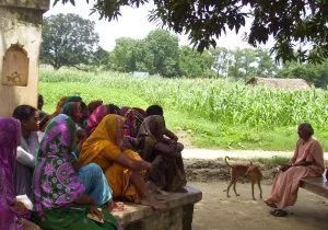 Encuentro de mujeres en una población rural de la India. Foto: Manos Unidas