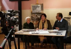 El misionero, Mario, con la presidenta-delegada Elisenda y la responsable comarcal de Terrassa, Glòria