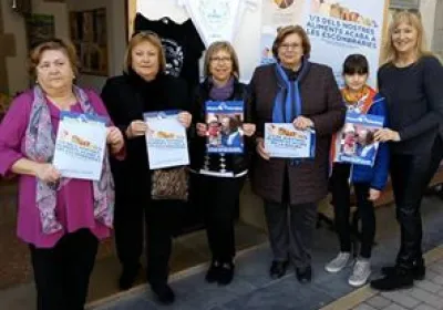 Mans Unides a la Fira de l'oli i la garrofa, a Jesús