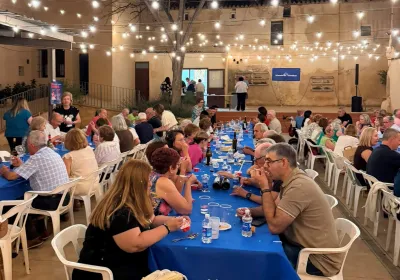 cena solidaria en Requena