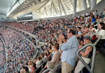 Voluntarios de Manos Unidas Madrid en el encuentro de León XIV con la comunidad diocesana