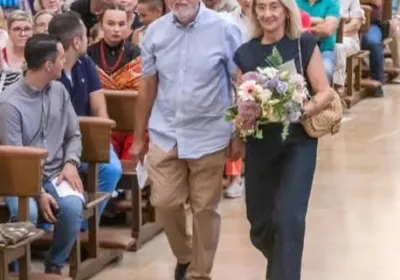 Ofrenda Virgen de la Antigüa. Agustín de Diego y Elena Garvía