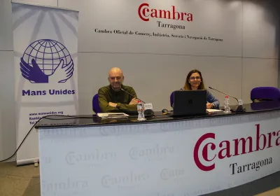 Conferencia "Transformando vidas"
