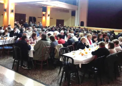 Cena del Hambre en la comarcal de Manos Unidas Valencia de Puzol.