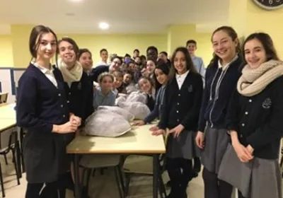 Desayuno solidario en Escuela Mare de Déu del Carme