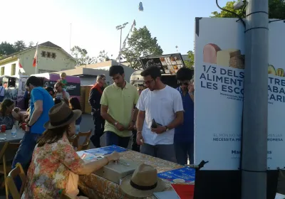 Zona donde se podían adquirir los tickets para consumir en los food trucks
