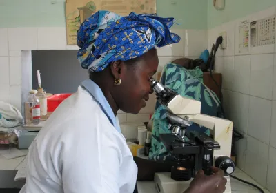 Manos Unidas ONG - Día Mundial de la Salud 2024 (7 de abril) - Imagen: Senegal - Marta Carreño